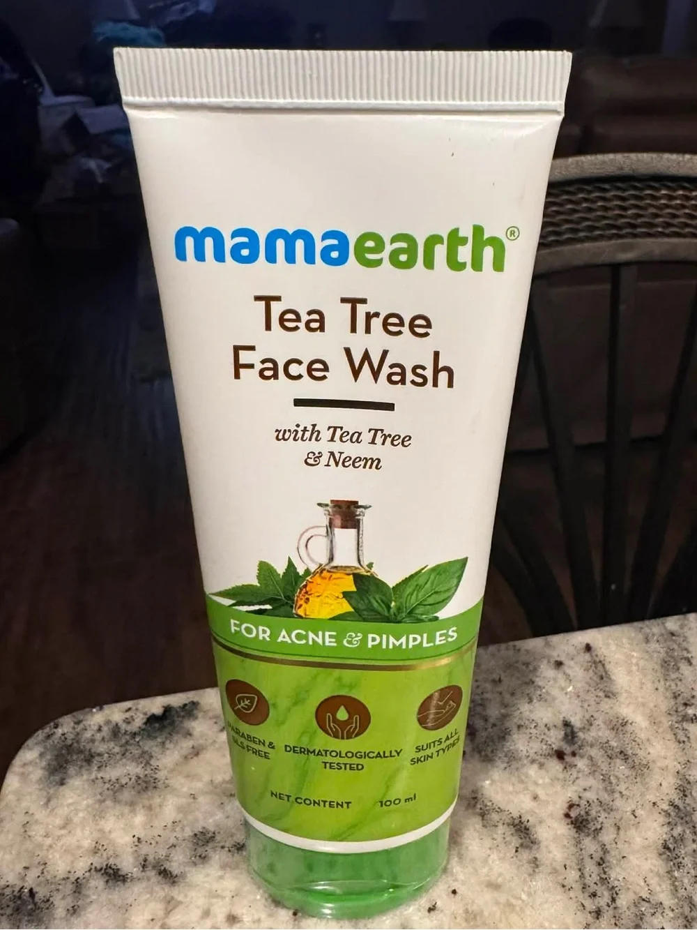 Mamaearth Tea Tree Face Wash — Green & White